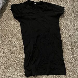 lululemon athletica Black Short Sleeve Tee